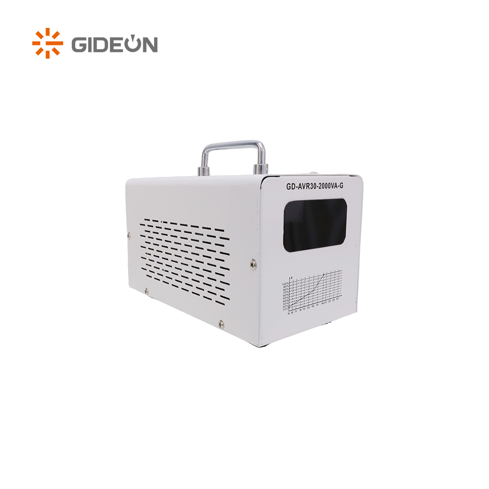 Estabilizador de tensão de plug-in alemão portátil GD-AVR30-G com excesso de tensão e proteção de menor tensão